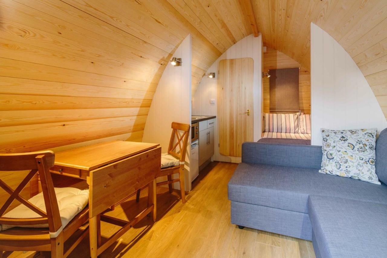 Buttercup Glamping Pod Hotel Cheltenham Eksteriør billede