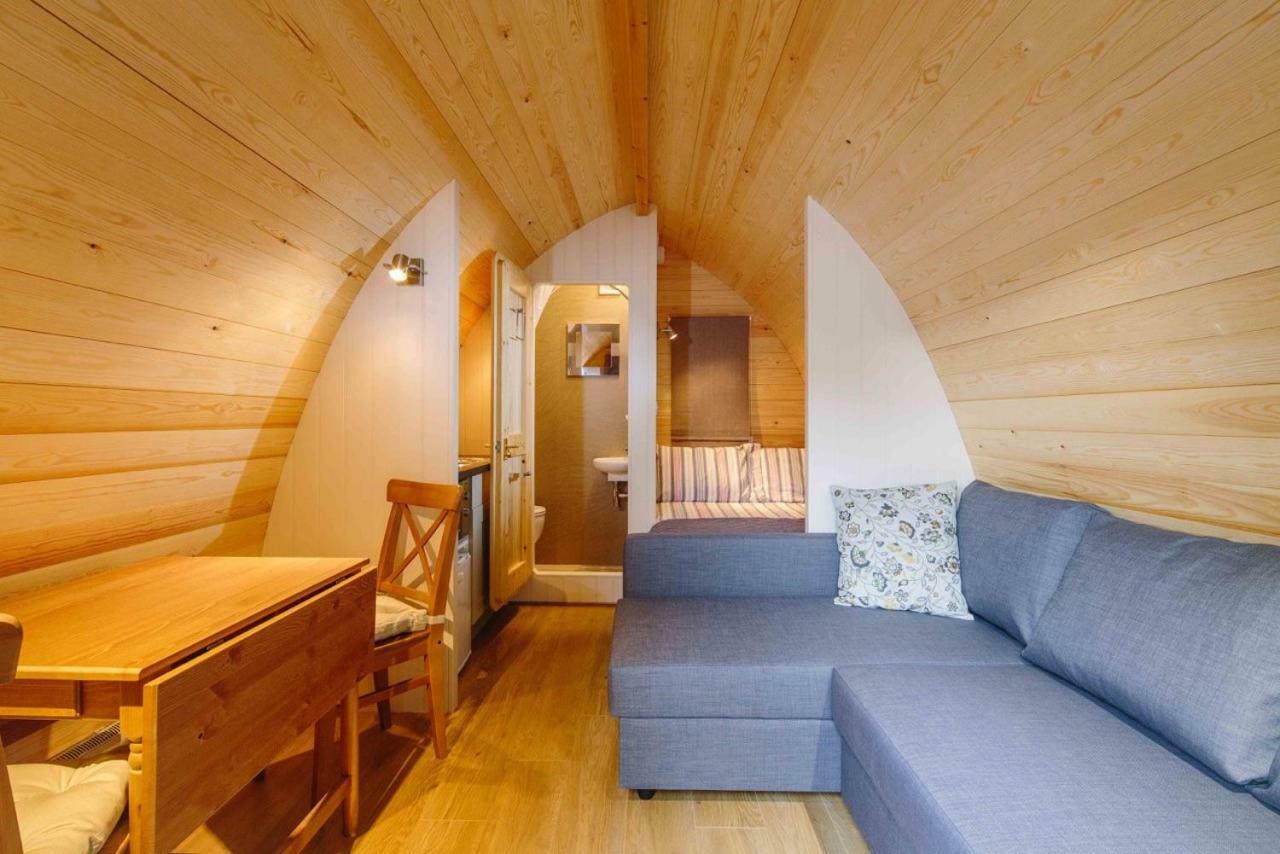 Buttercup Glamping Pod Hotel Cheltenham Eksteriør billede