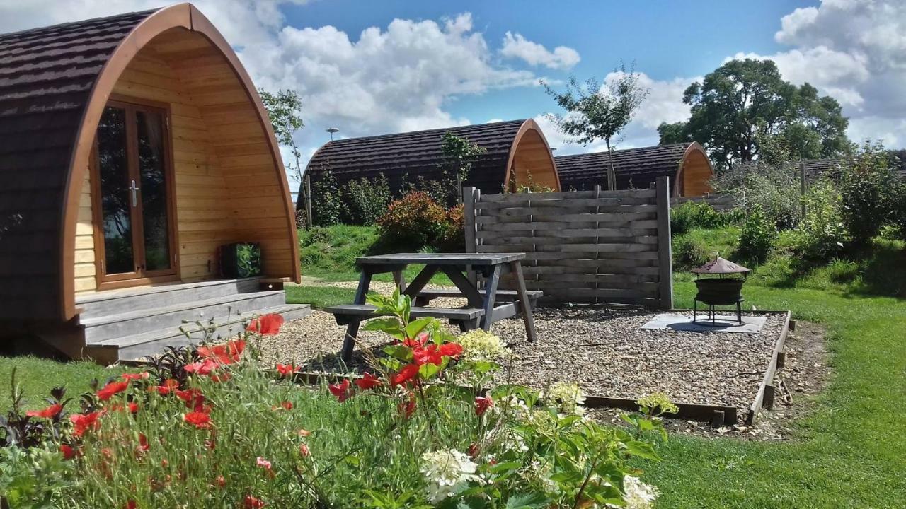 Buttercup Glamping Pod Hotel Cheltenham Eksteriør billede